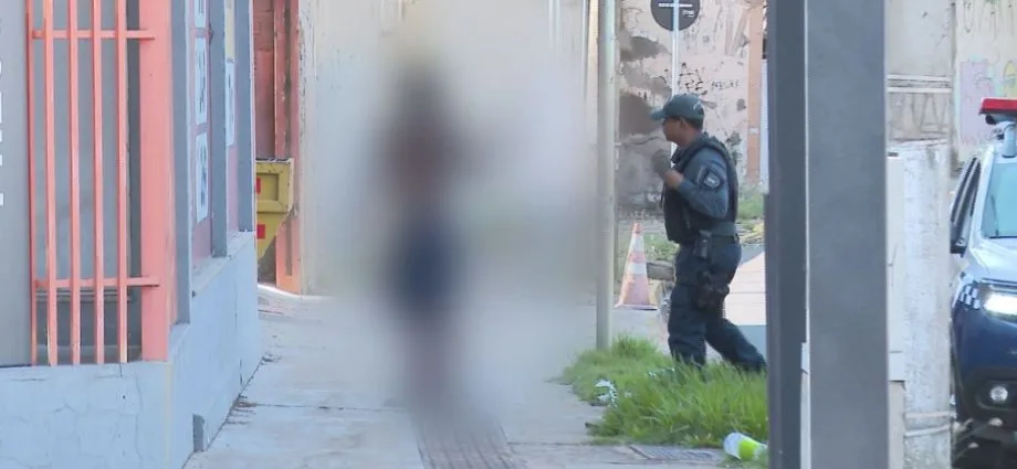 Motorista é atacada em cruzamento no centro de Campo Grande