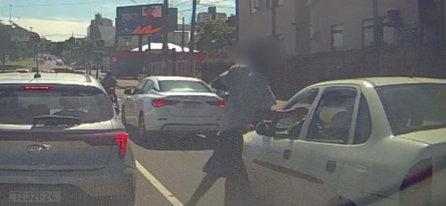 Homem é internado compulsoriamente após atacar motorista em Campo Grande