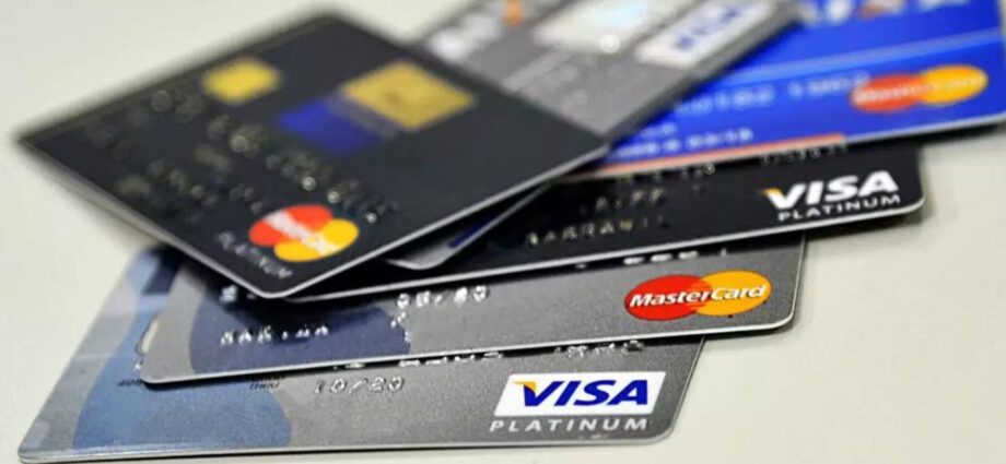 Superendividados chegam a 20,3 milhões no Brasil, aponta BC