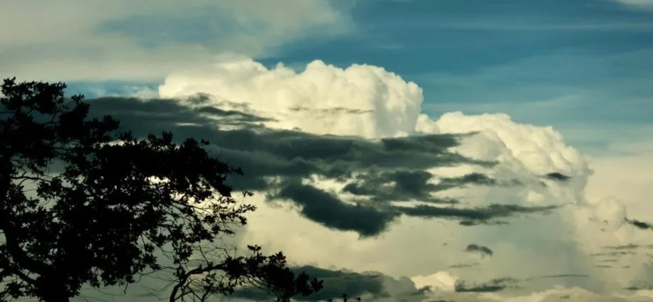 Frente fria traz risco de tempestades para Mato Grosso do Sul nesta quarta-feira