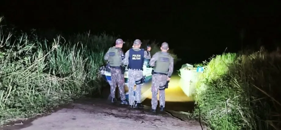 Traficantes fogem com 326 kg de maconha em Japorã, MS