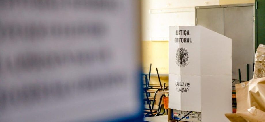 Votação atrasa após ausência de presidente de seção em Campo Grande