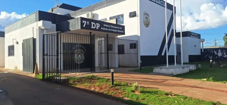 Empresário é agredido em loja por ex-colega durante desentendimento em Campo Grande